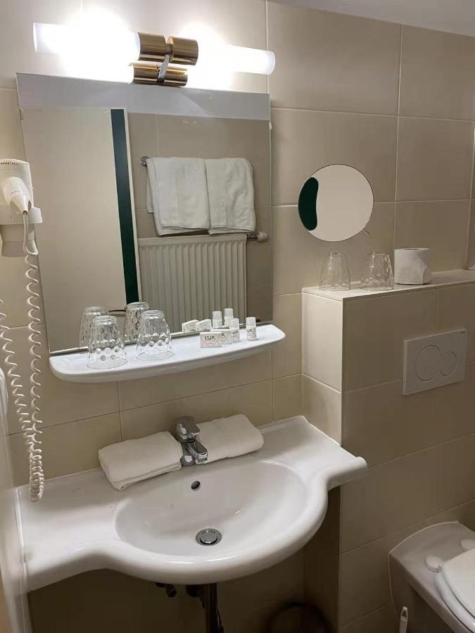 מילסטאט Hotel Kaiser Franz Josef מראה חיצוני תמונה