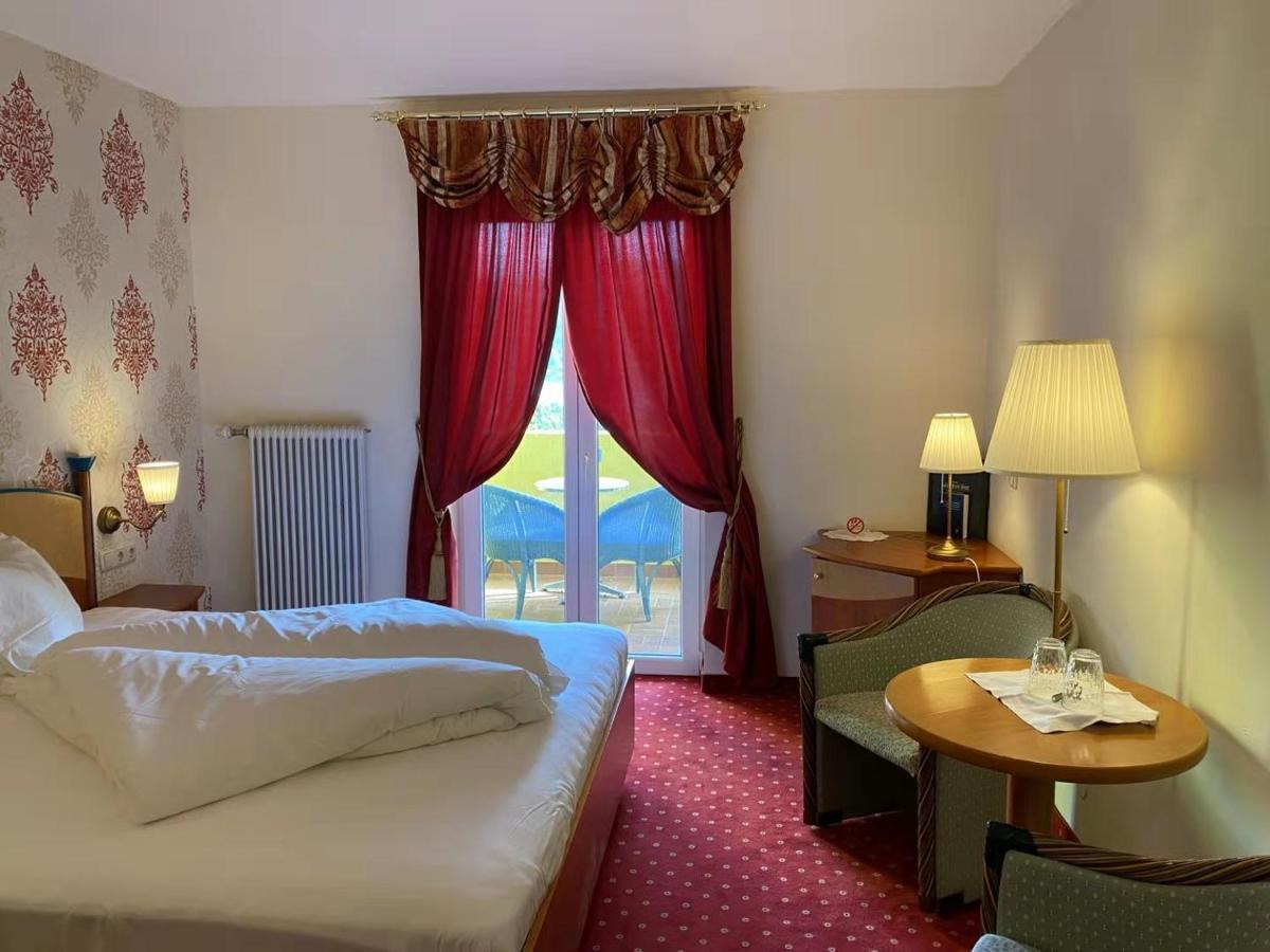 מילסטאט Hotel Kaiser Franz Josef מראה חיצוני תמונה