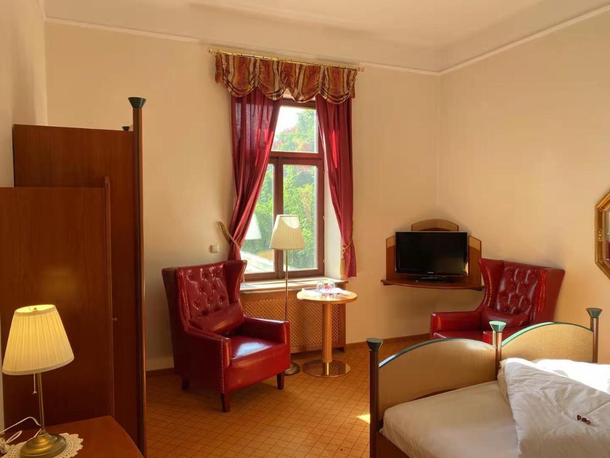 מילסטאט Hotel Kaiser Franz Josef מראה חיצוני תמונה
