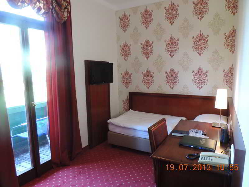 מילסטאט Hotel Kaiser Franz Josef מראה חיצוני תמונה